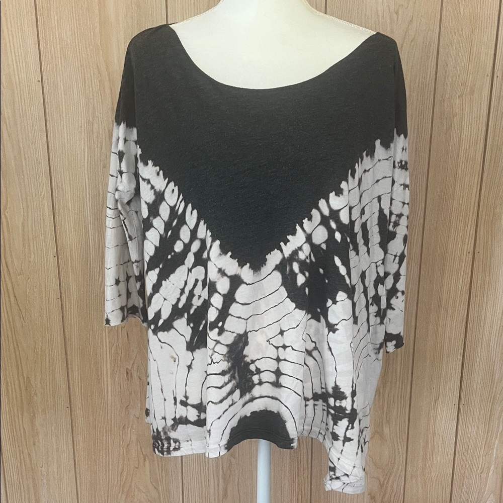 We The Free Heather Gray Scoop Neck Top